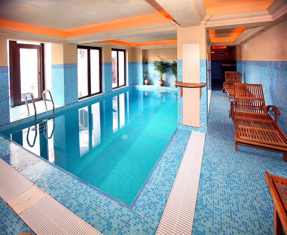 Vigo Hotel Ploieşti Dış mekan fotoğraf