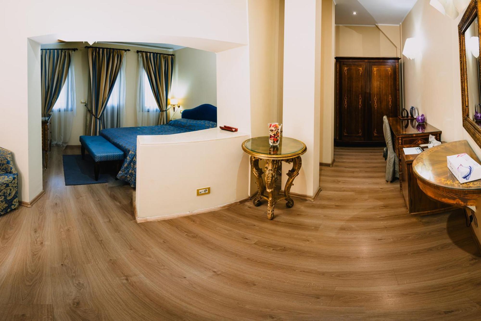 Vigo Hotel Ploieşti Dış mekan fotoğraf