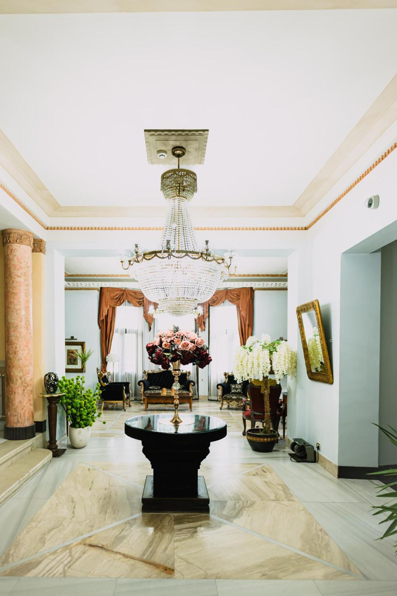 Vigo Hotel Ploieşti Dış mekan fotoğraf